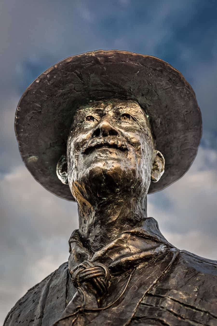 Photograph of the Lord Baden Powell Statue, Poole Quay, Dorset