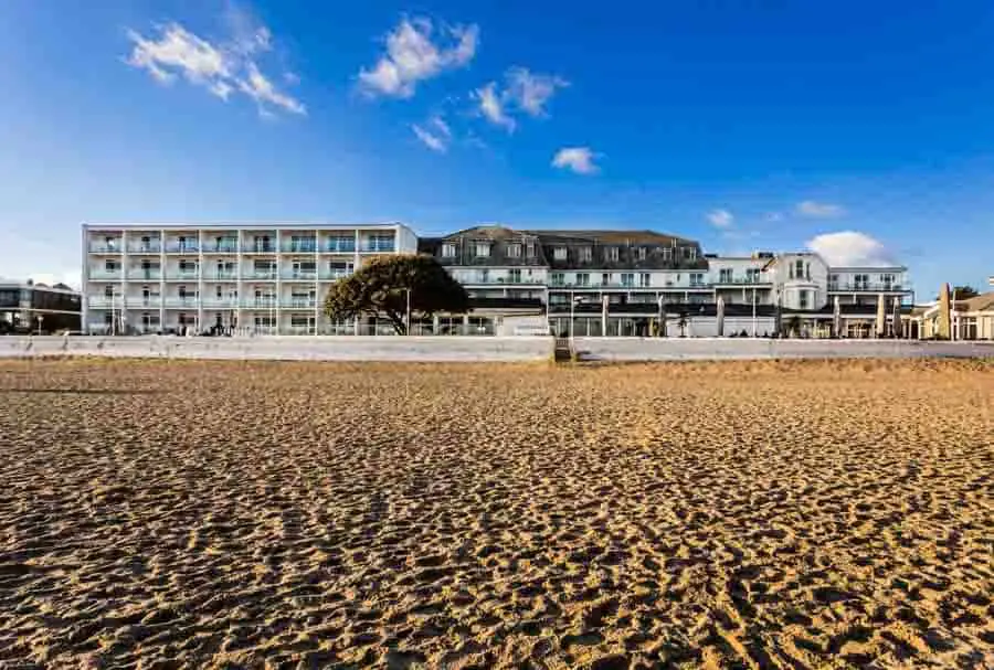 Sandbanks Hotel by Rick McEvoy Hotel Photographer