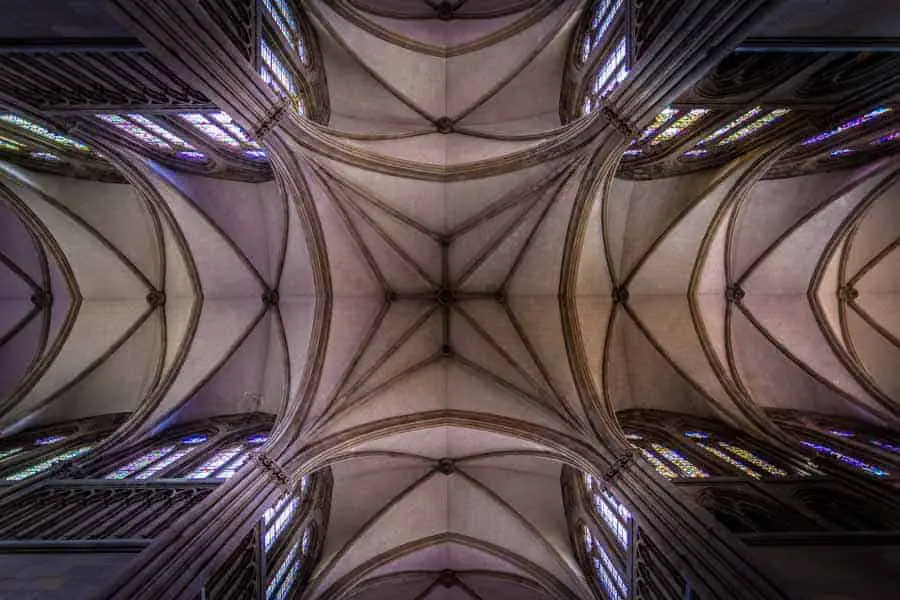  The spectacular ceiling of San Sebastian Cathedral 