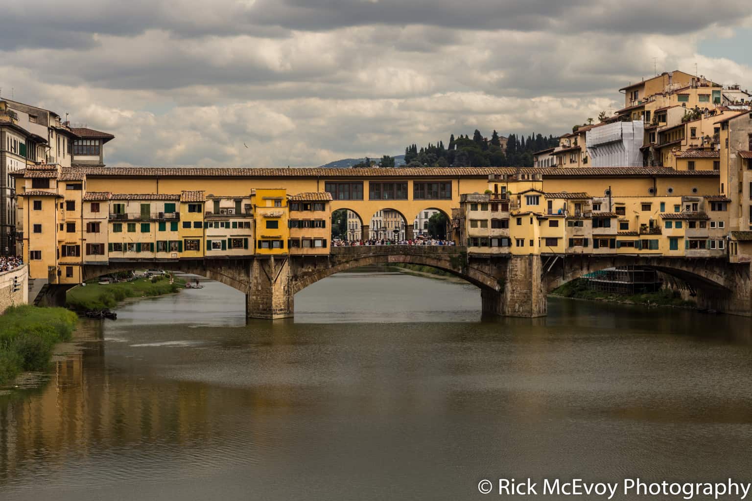    Ponte Vecchio - full frame image 