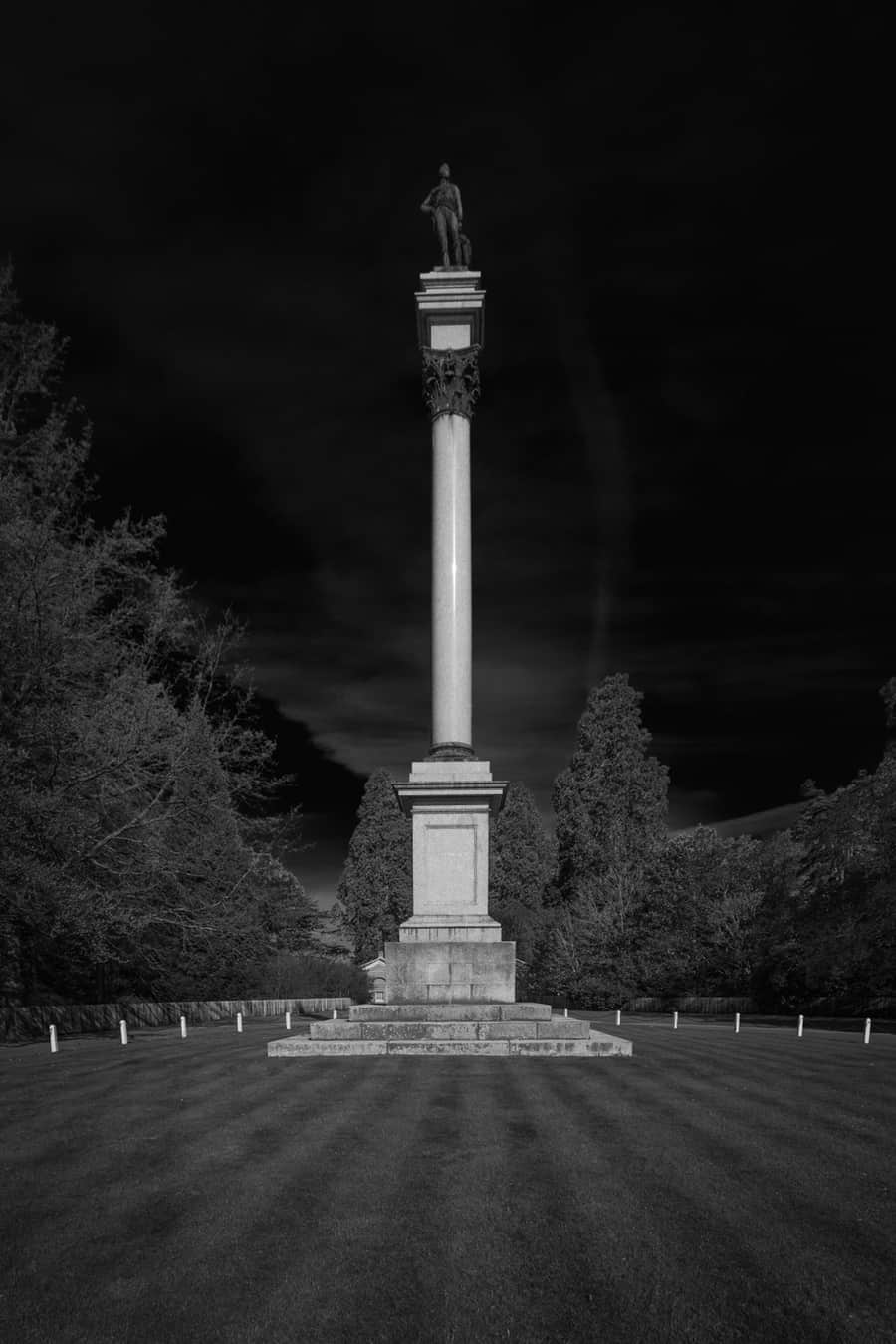  Wellington Memorial - black and white architectural photographers work in Hampshire by Rick McEvoy 